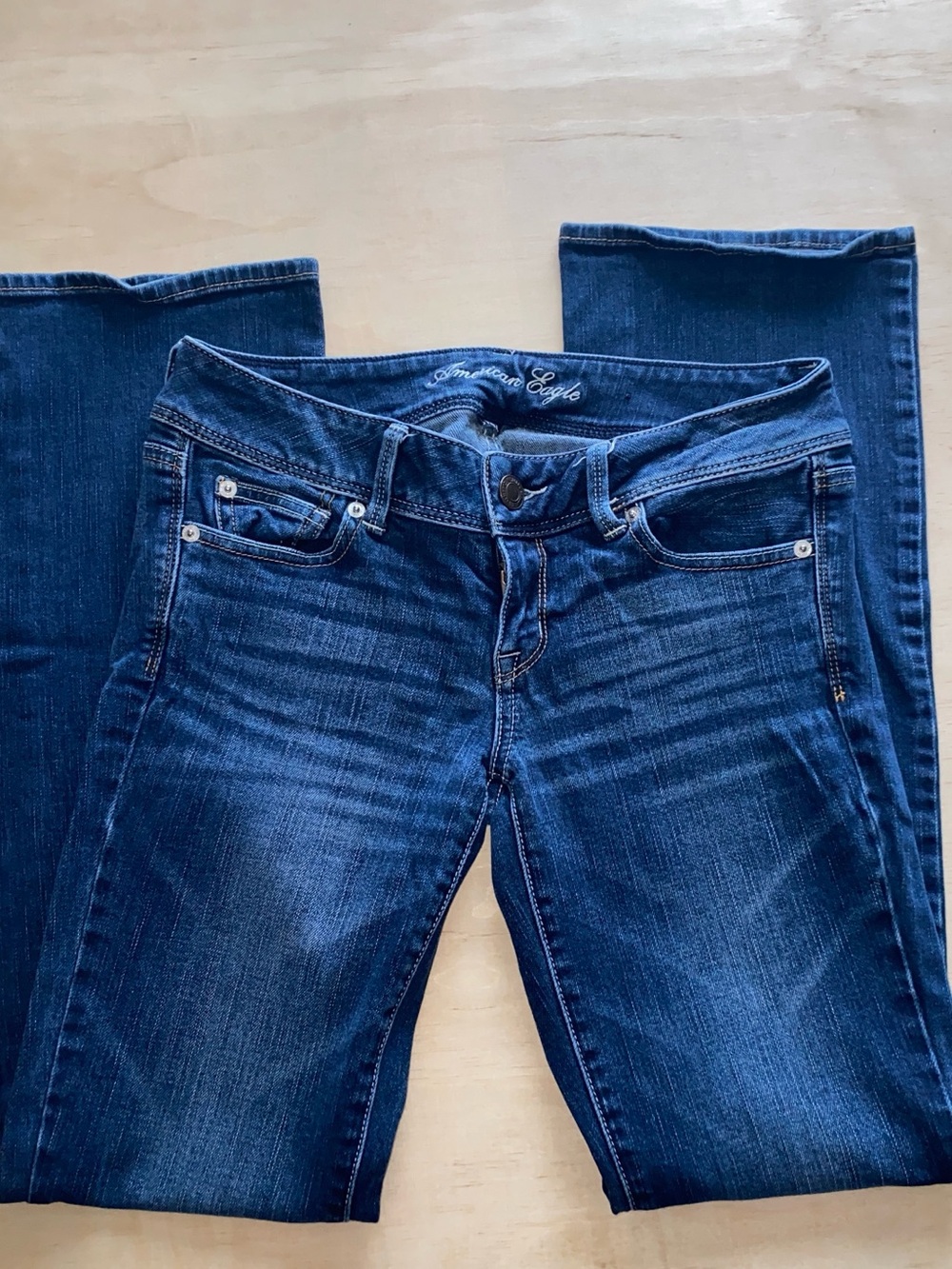 American Eagle Outfitters Women's slim Boot Cut Jeans size 4